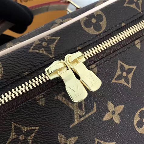 zipper louis vuitton